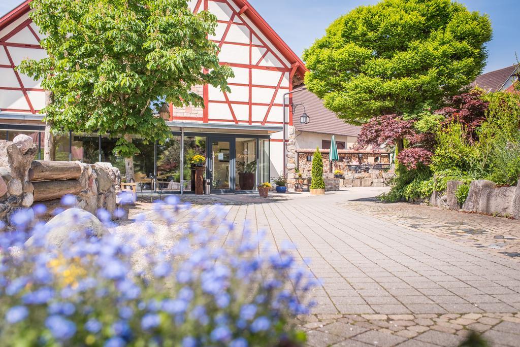 Landhotel Und Gasthof Hirsch Huettenreute Hoßkirch Buitenkant foto